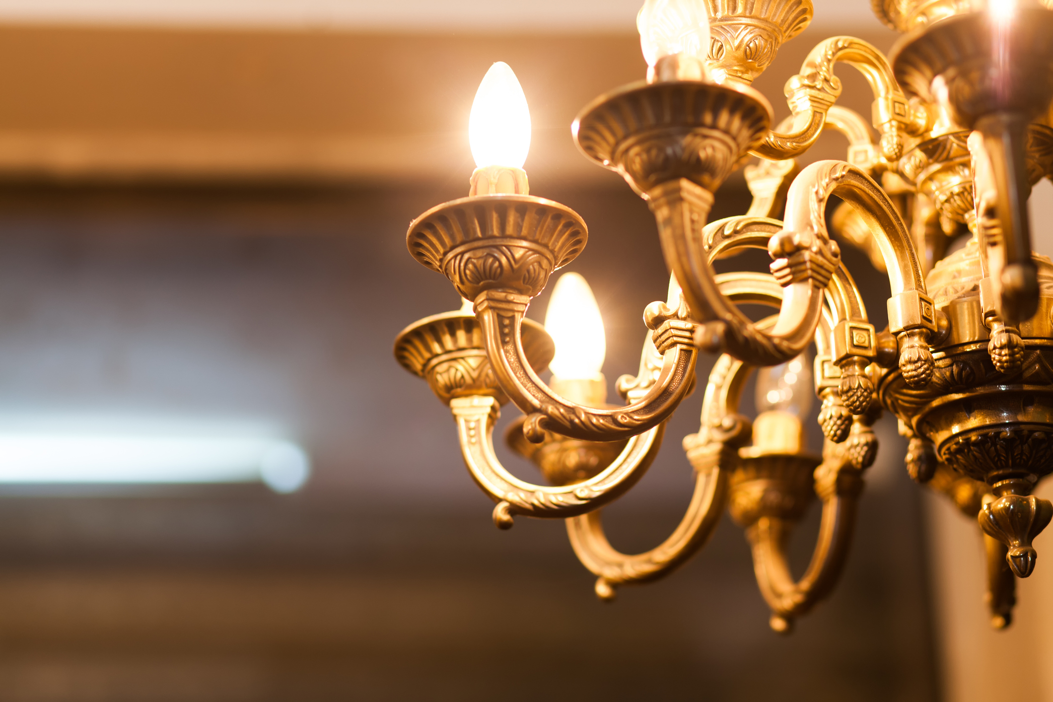What Does It Mean When Lights Flicker